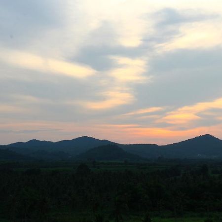 Rangh Place Ban Map Samet Daeng Ngoại thất bức ảnh
